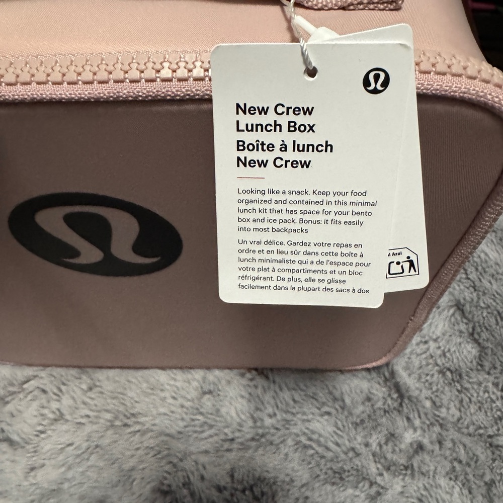 Lululemon new crew lunch box - Picture 4 of 6